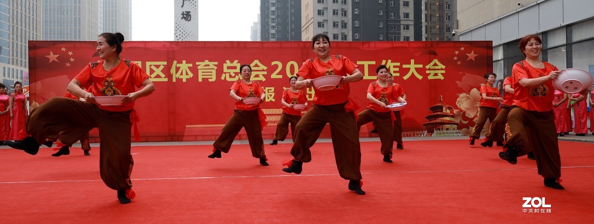 舞蹈青瓷老碗《8》