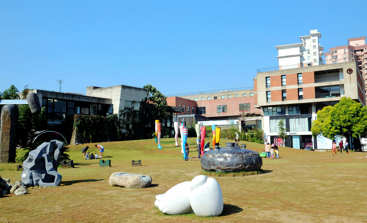 上海民生现代美术馆（奥林巴斯SP-100EE）