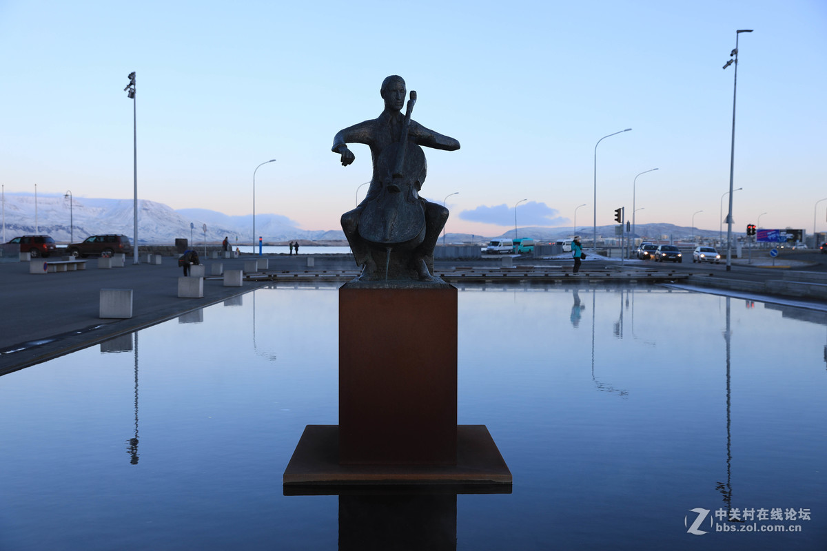 冰岛－暮色中的雷克雅未克