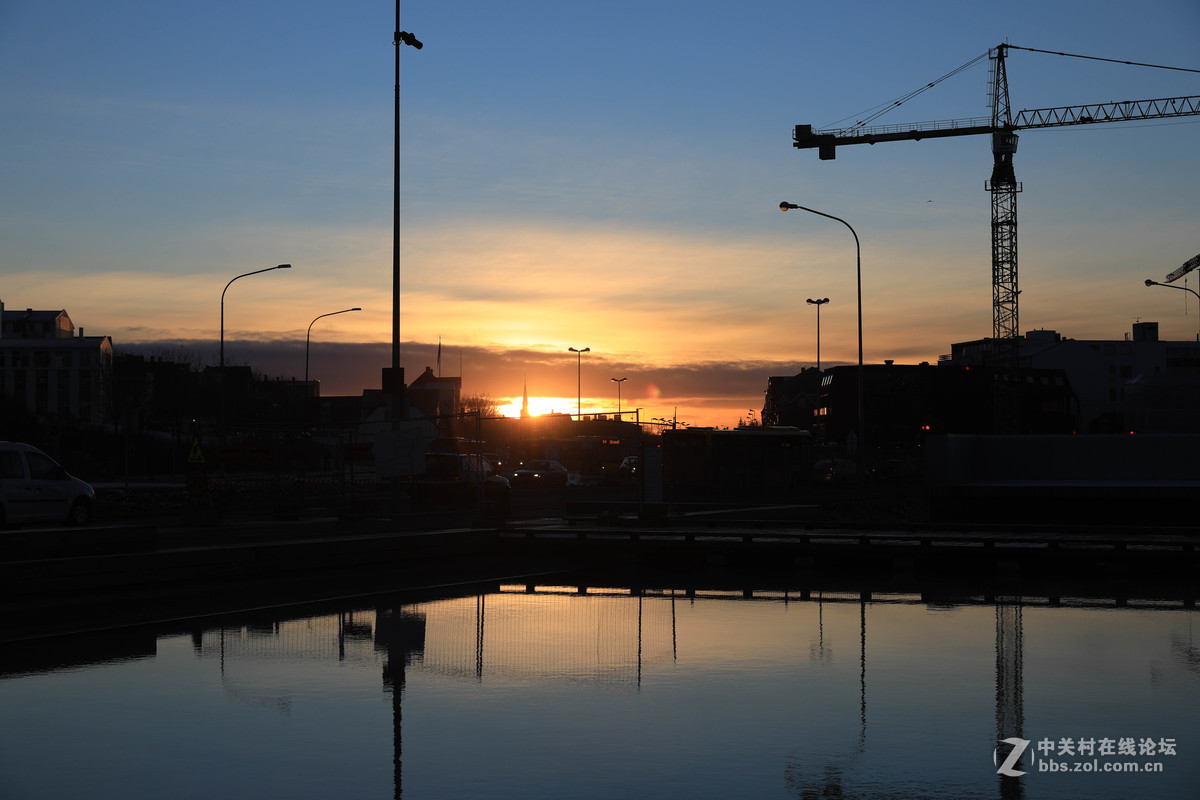 冰岛－暮色中的雷克雅未克