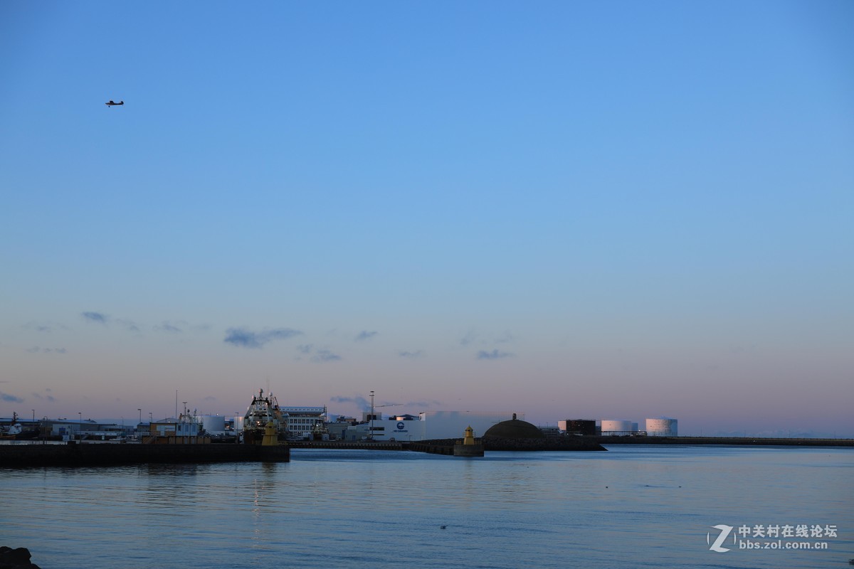 冰岛－暮色中的雷克雅未克