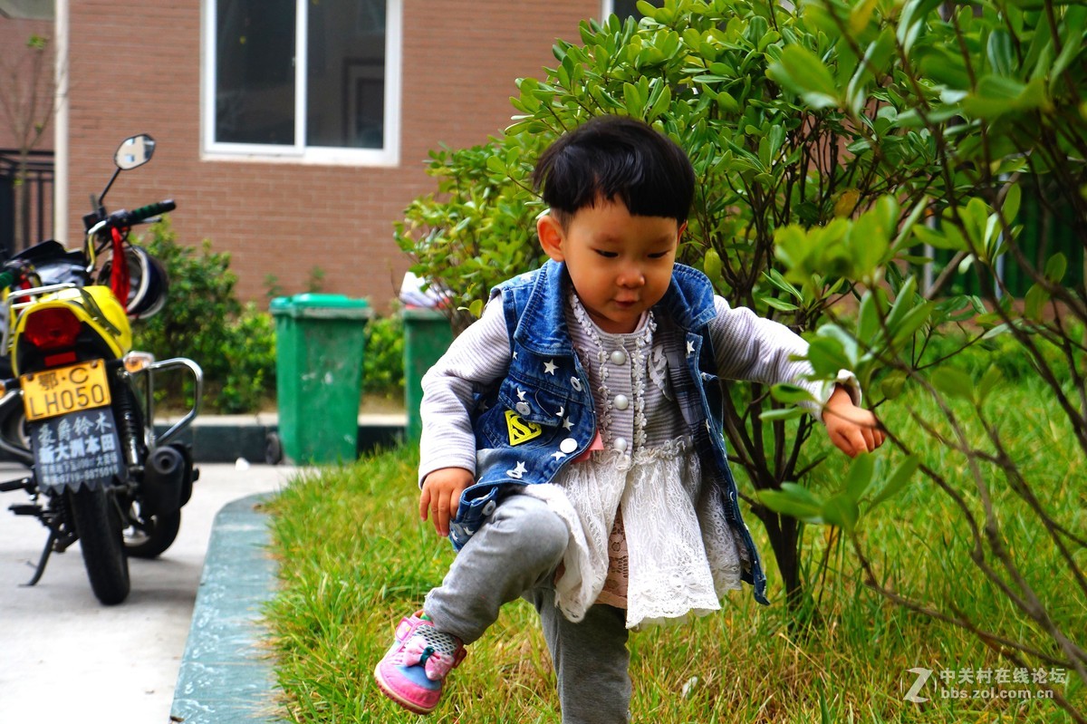 索尼A3000在6K前面发布的，准备升级A6100还是升级A7？