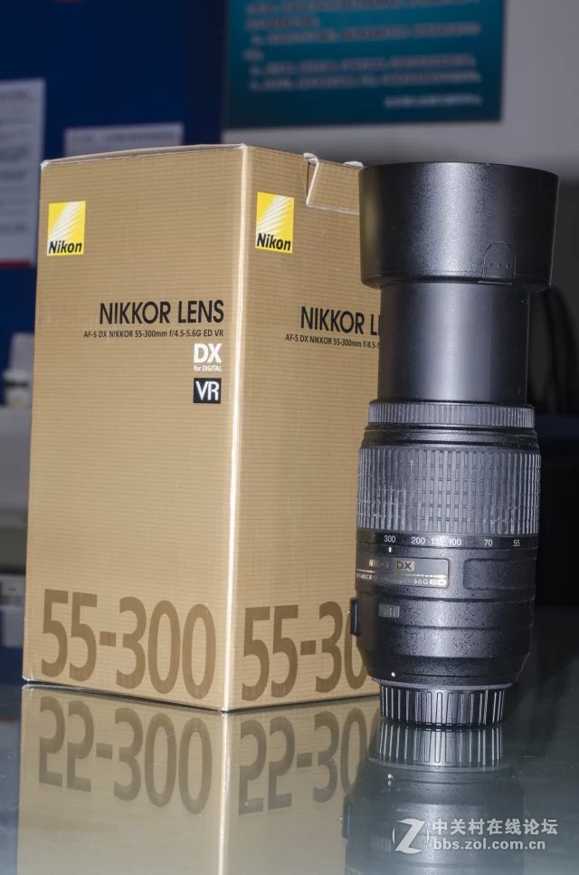 出尼康55-300VR一枚