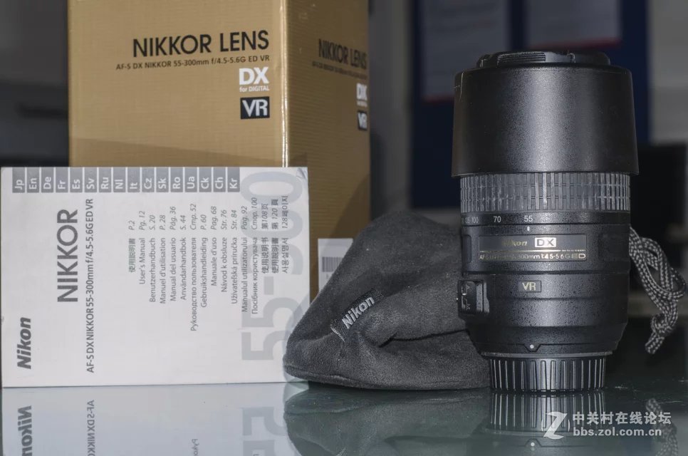 出尼康55-300VR一枚