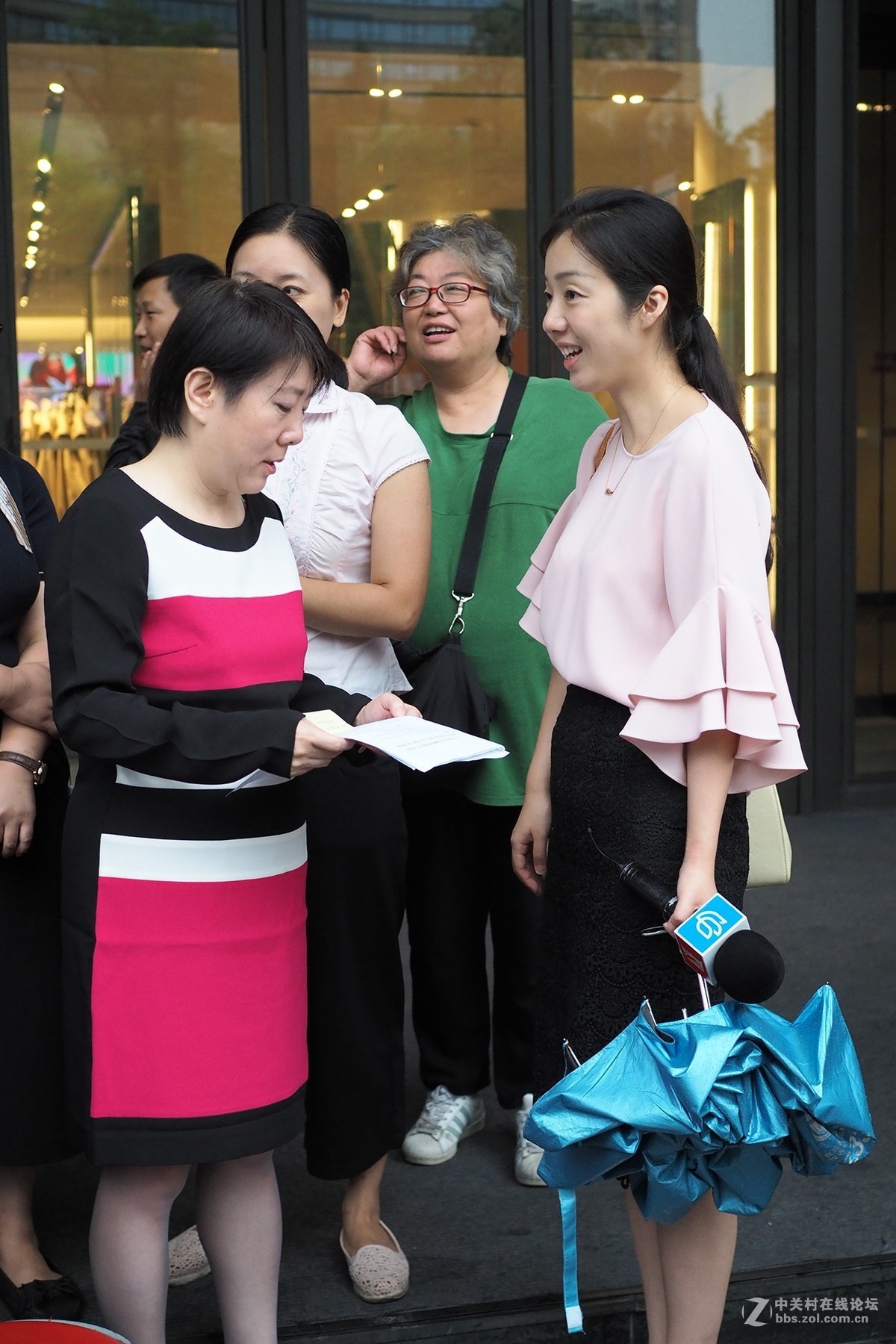 雷锋精神风雨无阻（续2）