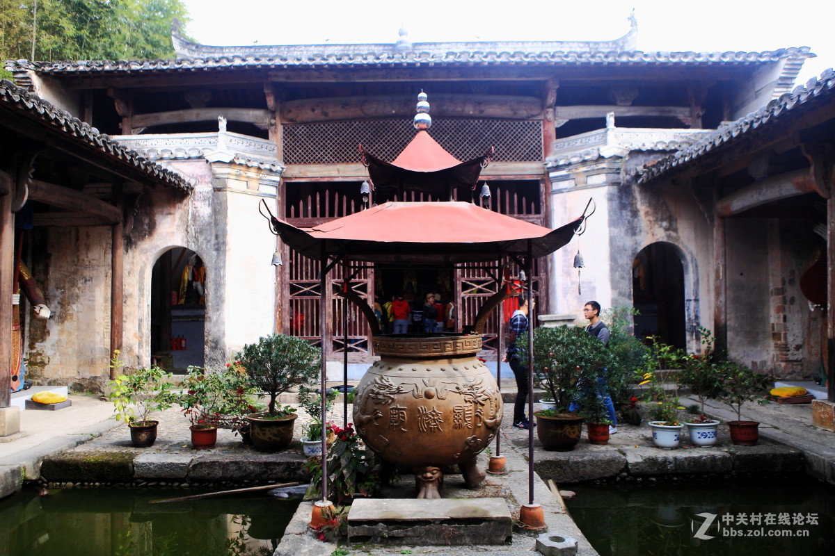 漫步古徽州屏山三祠堂寺庙