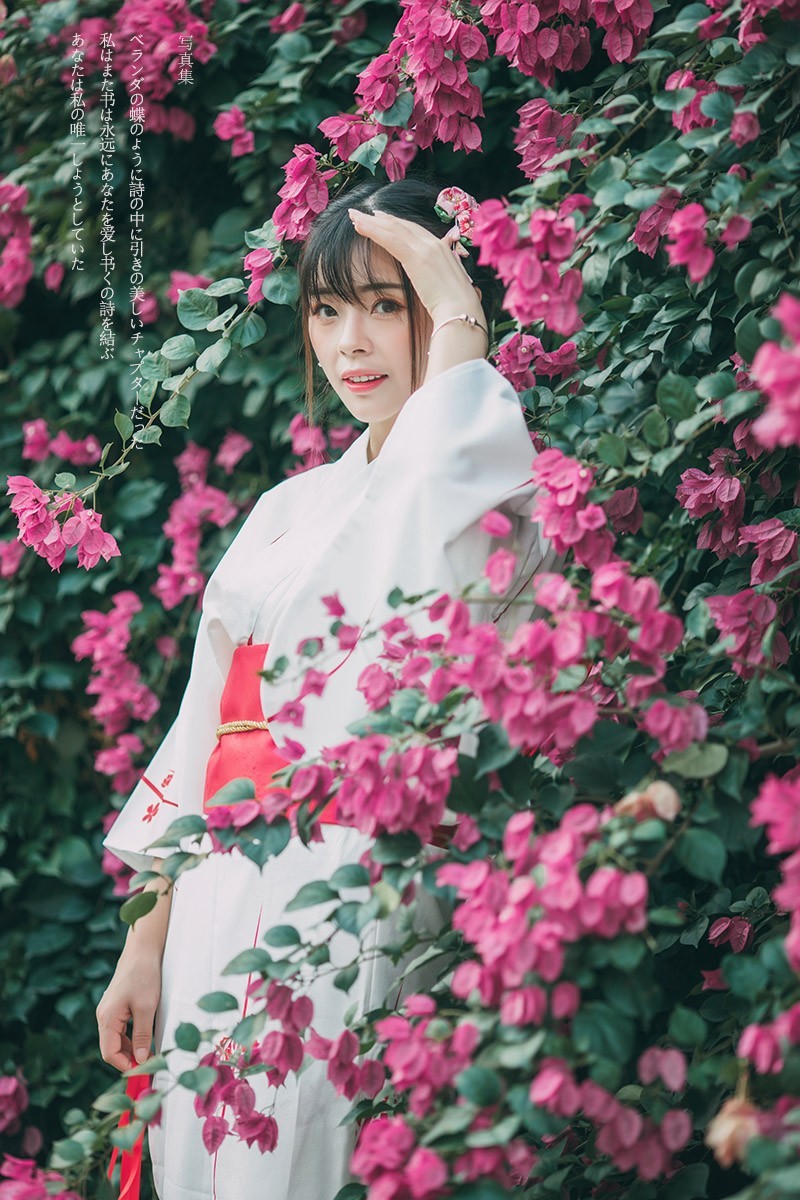 和服少女。