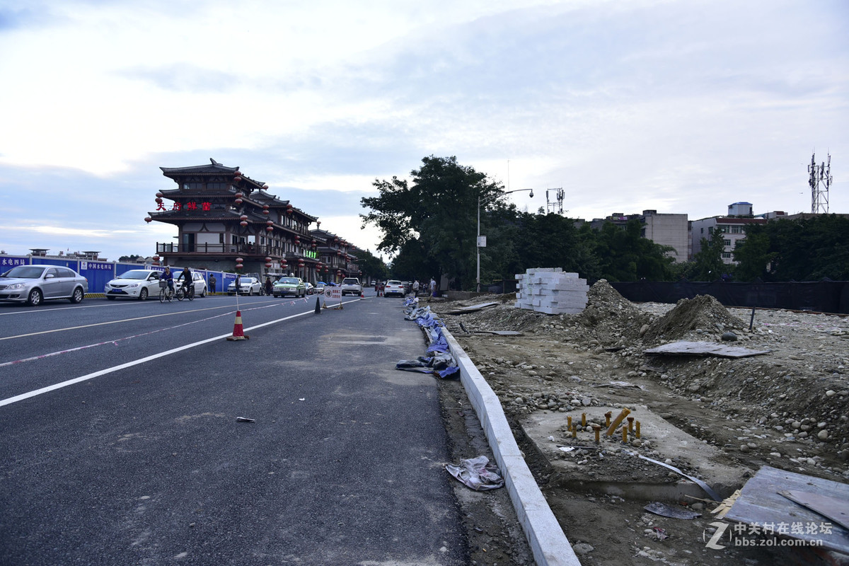 建设中的广汉廊桥2015-9-17