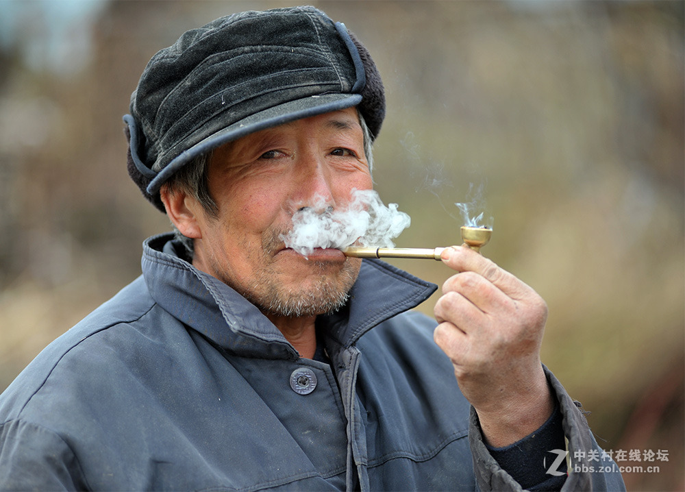 抽袋旱烟