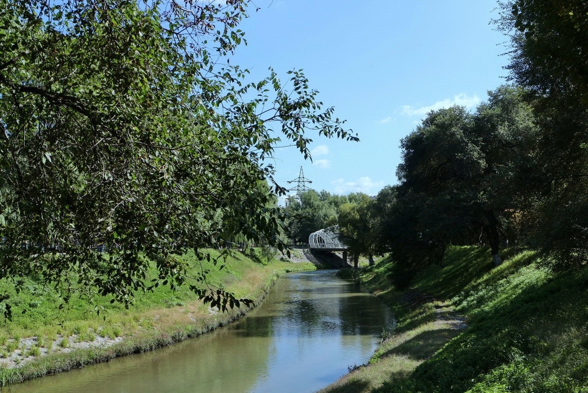 小河   2