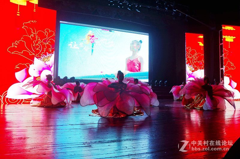 国庆节期间的美丽不一样的 ----------美丽之源源舞园