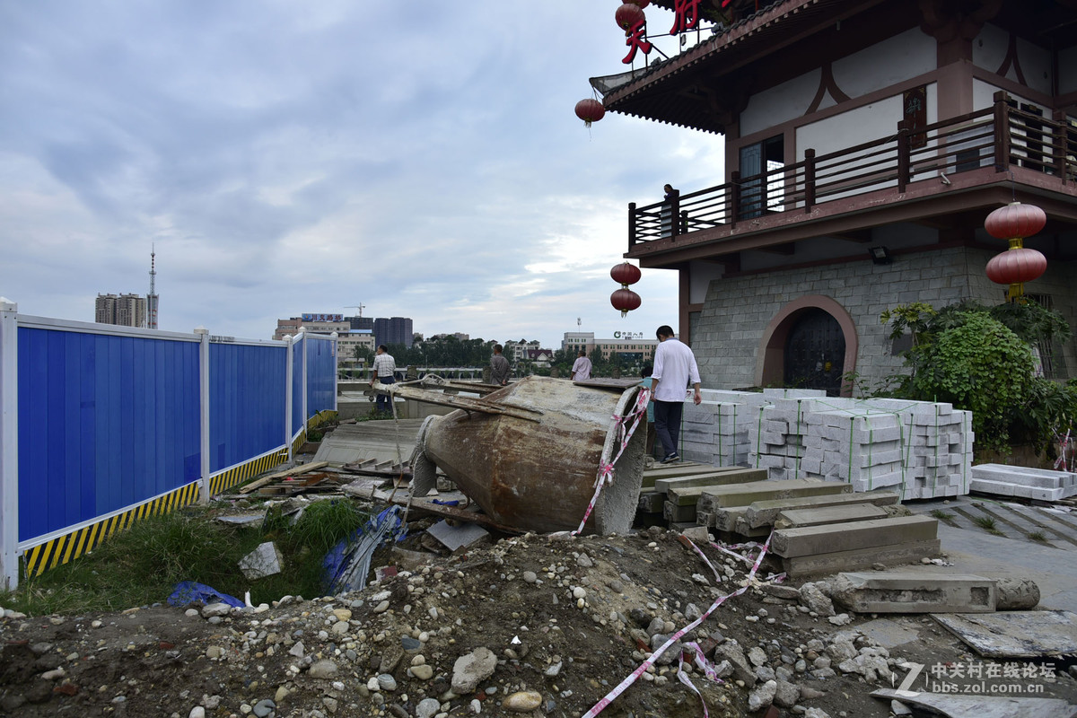 建设中的广汉廊桥2015-9-17