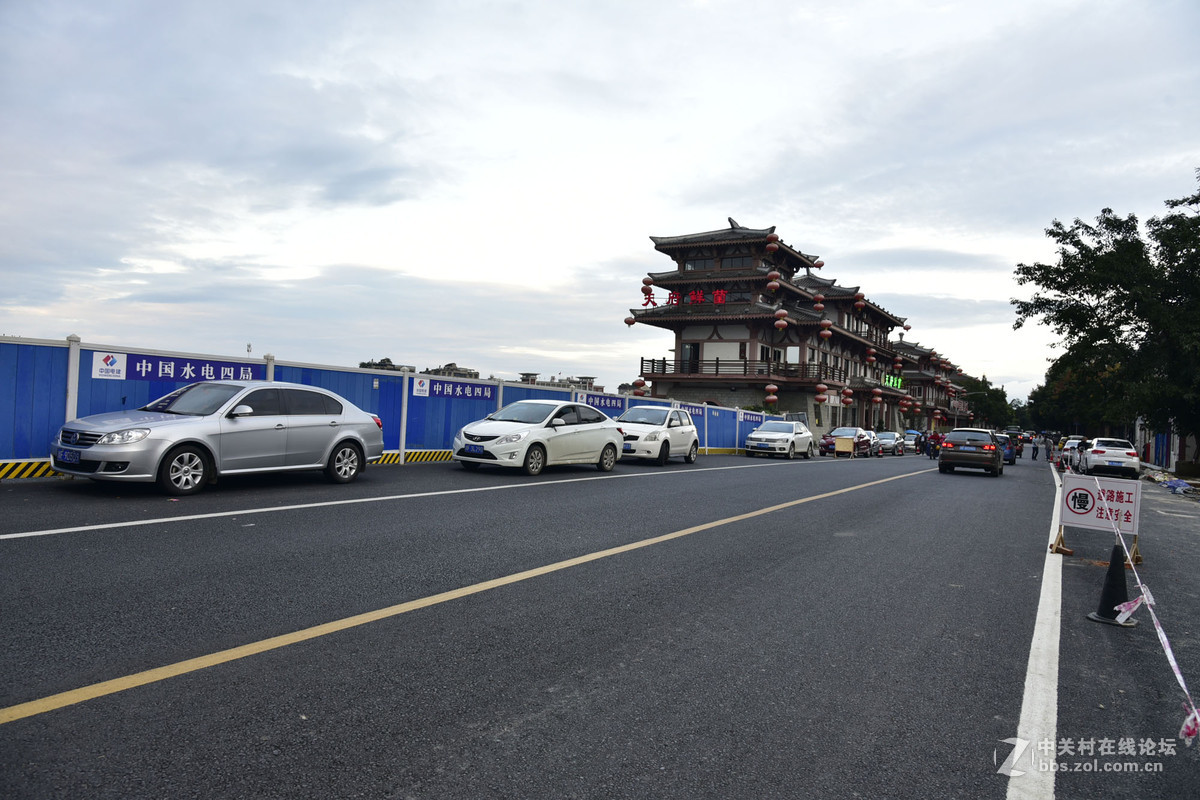 建设中的广汉廊桥2015-9-17