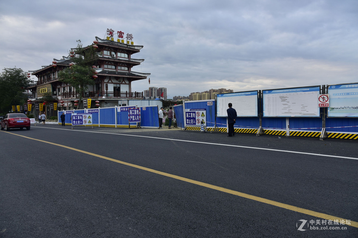 建设中的广汉廊桥2015-9-17