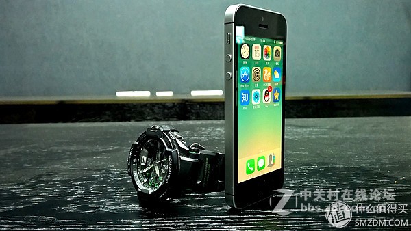 一次精致的重制经典设计性能强 苹果iPhone SE上手体验