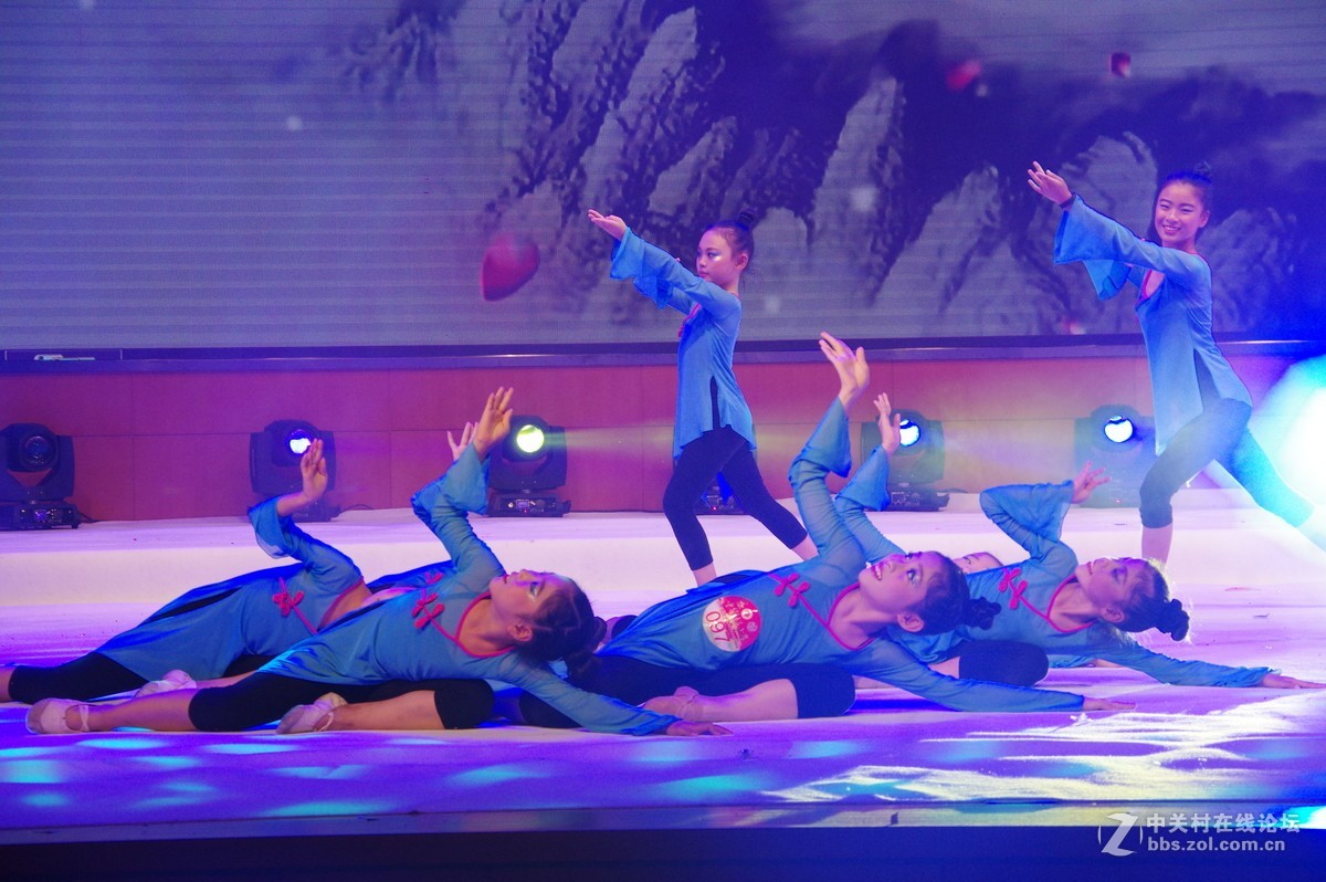 国庆节期间的美丽不一样的 ----------美丽之源源舞园