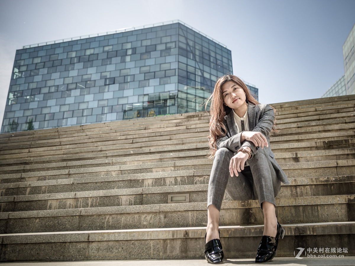 与春天无关的人像