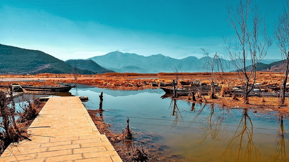 寂静的泸沽湖   （二）