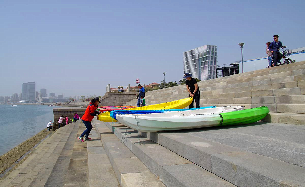 『薄雾下的海边』123...12P