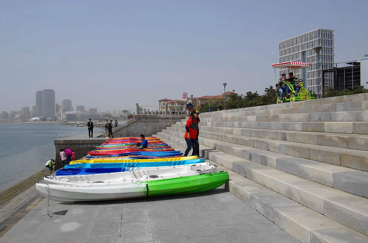 『薄雾下的海边』123...12P