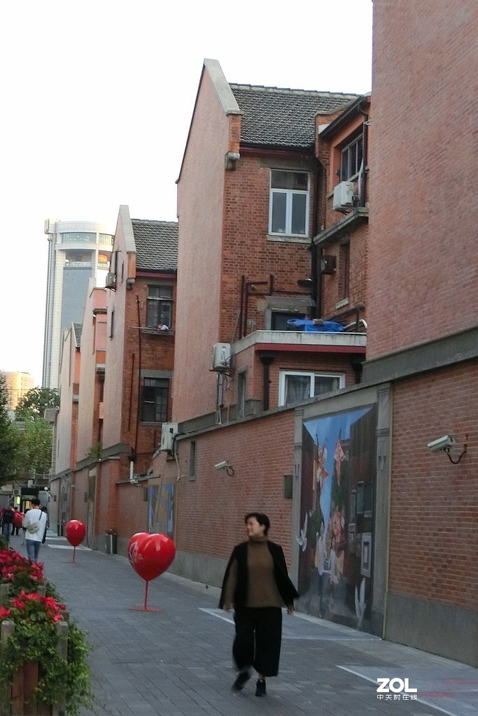 弄堂里  弄堂里