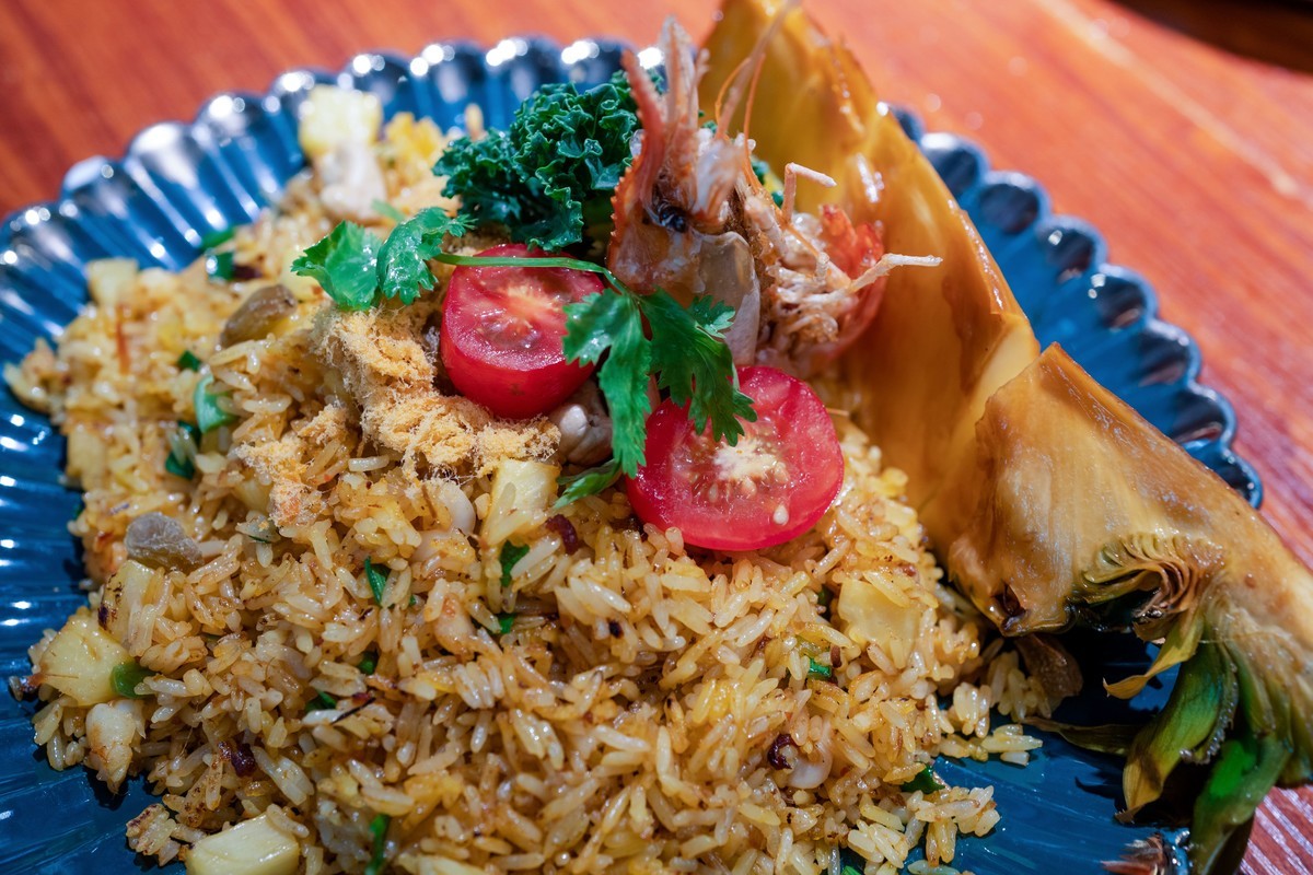 a7Rm4+Zeiss Batis 40mm F 2.0 CF ( 泰式餐厅抓拍分享 )