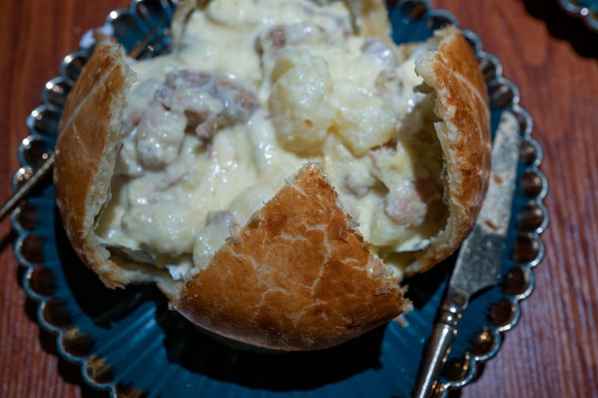 a7Rm4+Zeiss Batis 40mm F 2.0 CF ( 泰式餐厅抓拍分享 )