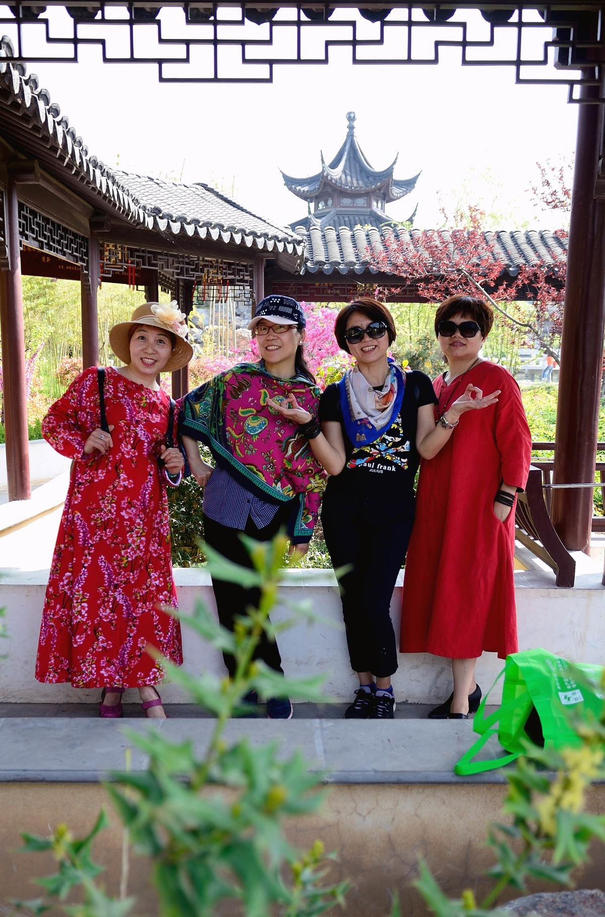 隔河遥看仲宣楼