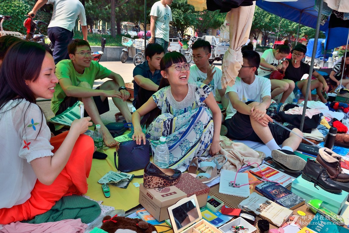 致敬毕业季-中国矿大跳蚤市场纪实（旭中冰雪）