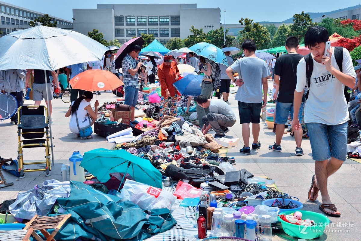 致敬毕业季-中国矿大跳蚤市场纪实（旭中冰雪）