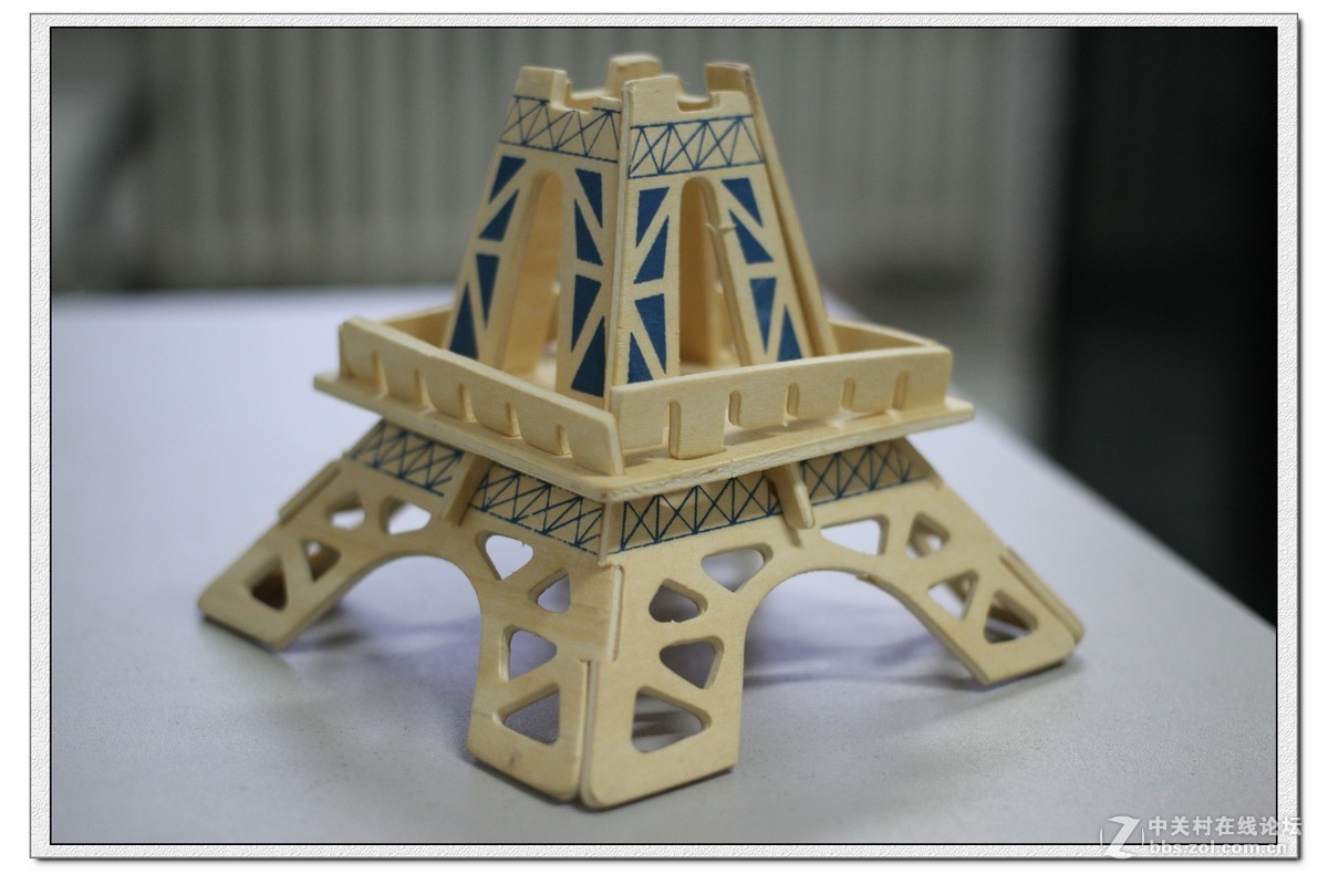 一组木制小手工拍摄