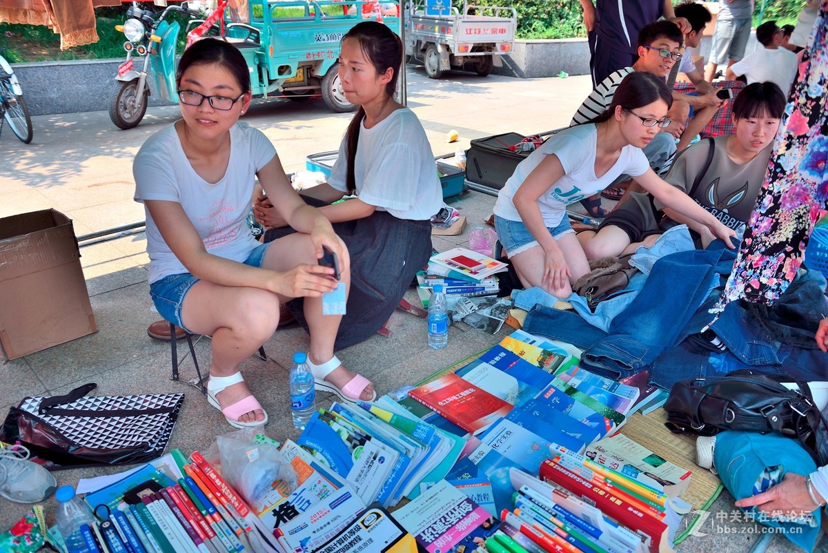 致敬毕业季-中国矿大跳蚤市场纪实（旭中冰雪）