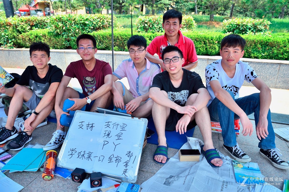 致敬毕业季-中国矿大跳蚤市场纪实（旭中冰雪）