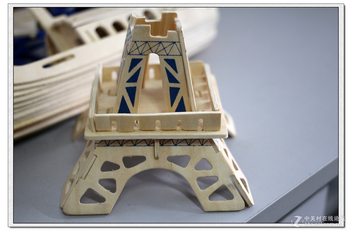 一组木制小手工拍摄