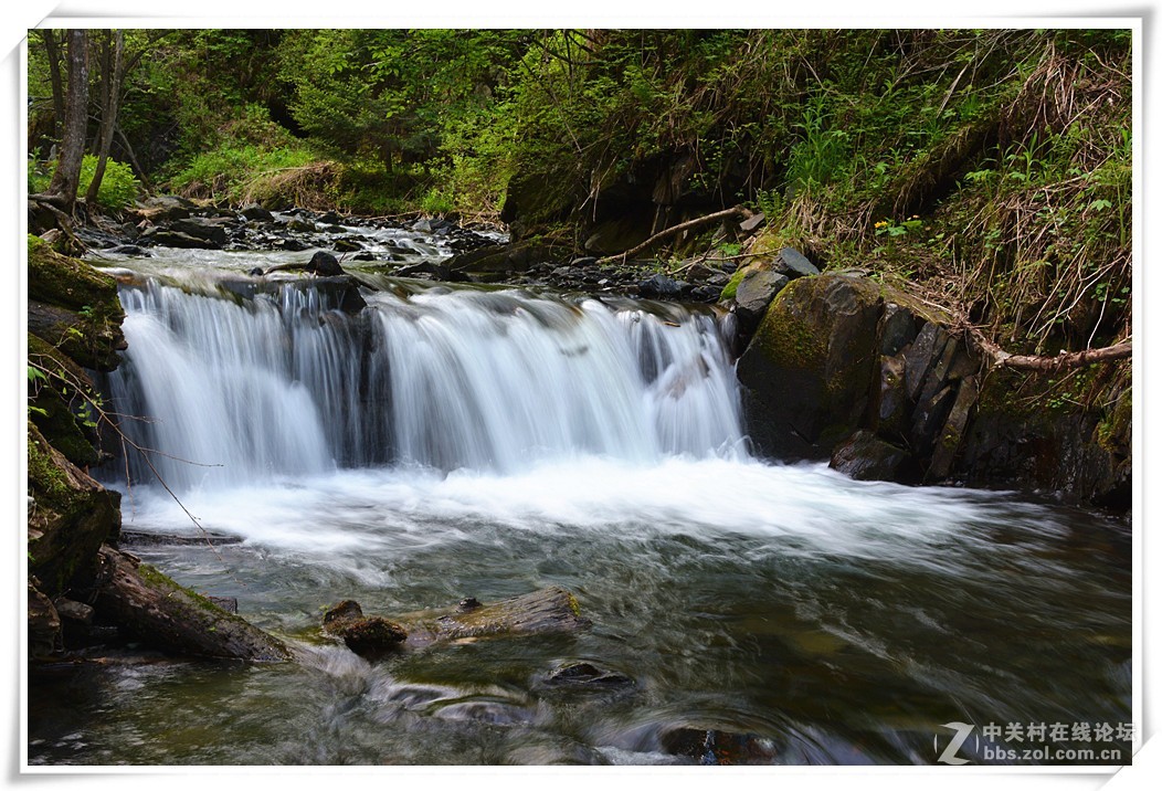 潺潺溪水让人醉