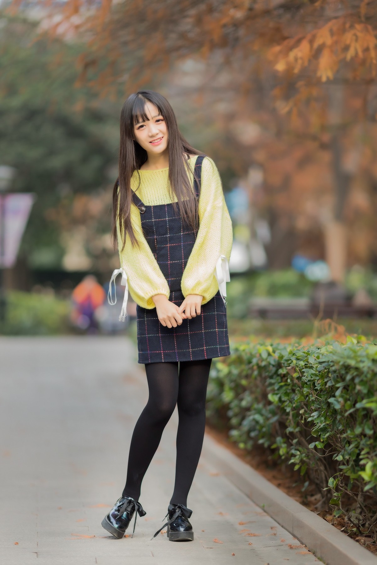 冬日的小妹   请指教