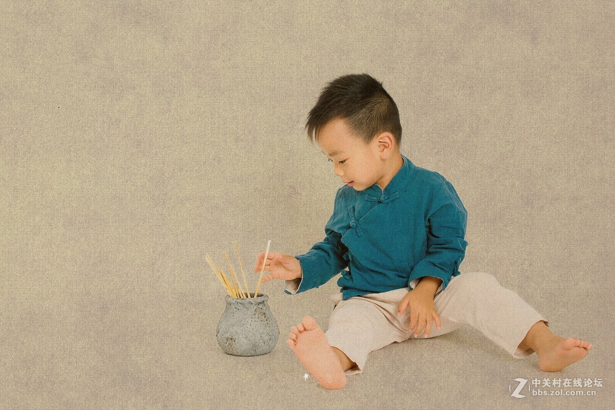 家里有这样的小伙子更加幸福温馨（02）横版