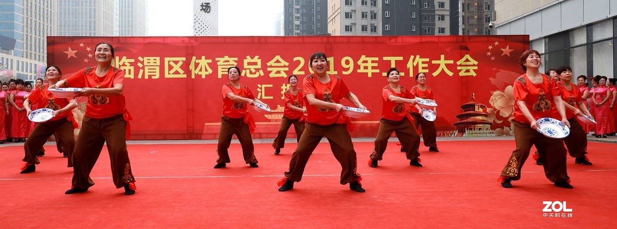 舞蹈青瓷老碗《9》