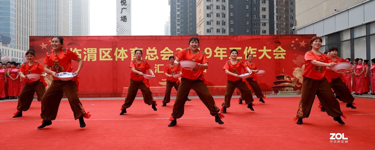 舞蹈青瓷老碗《9》