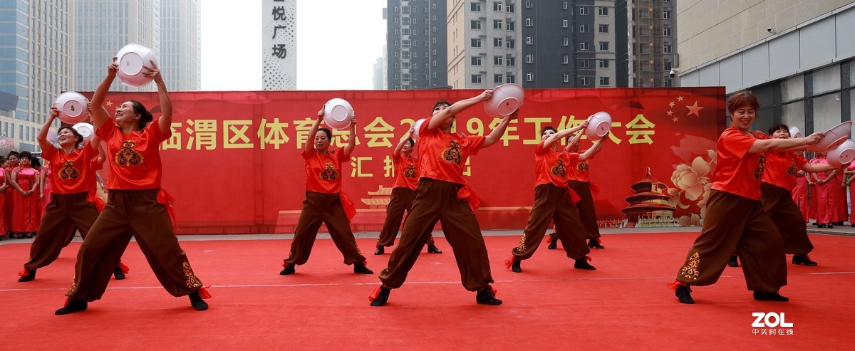 舞蹈青瓷老碗《9》