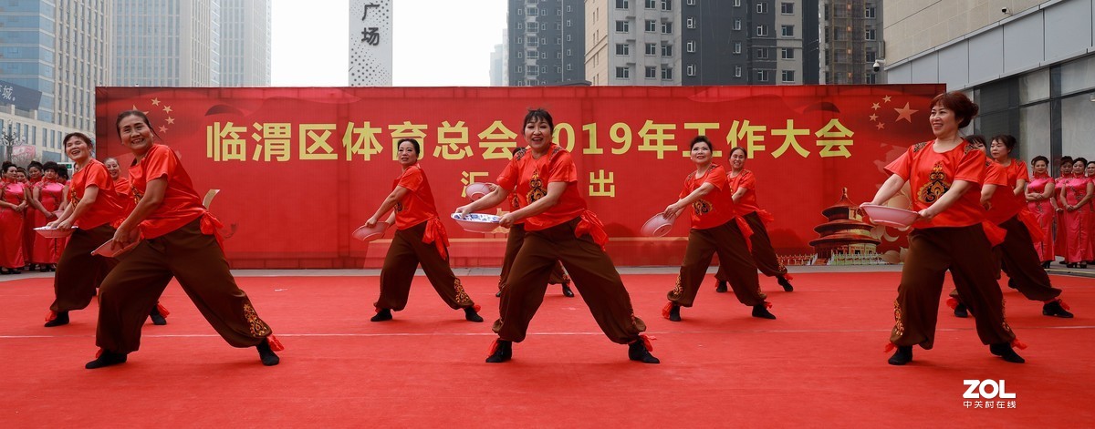 舞蹈青瓷老碗《9》