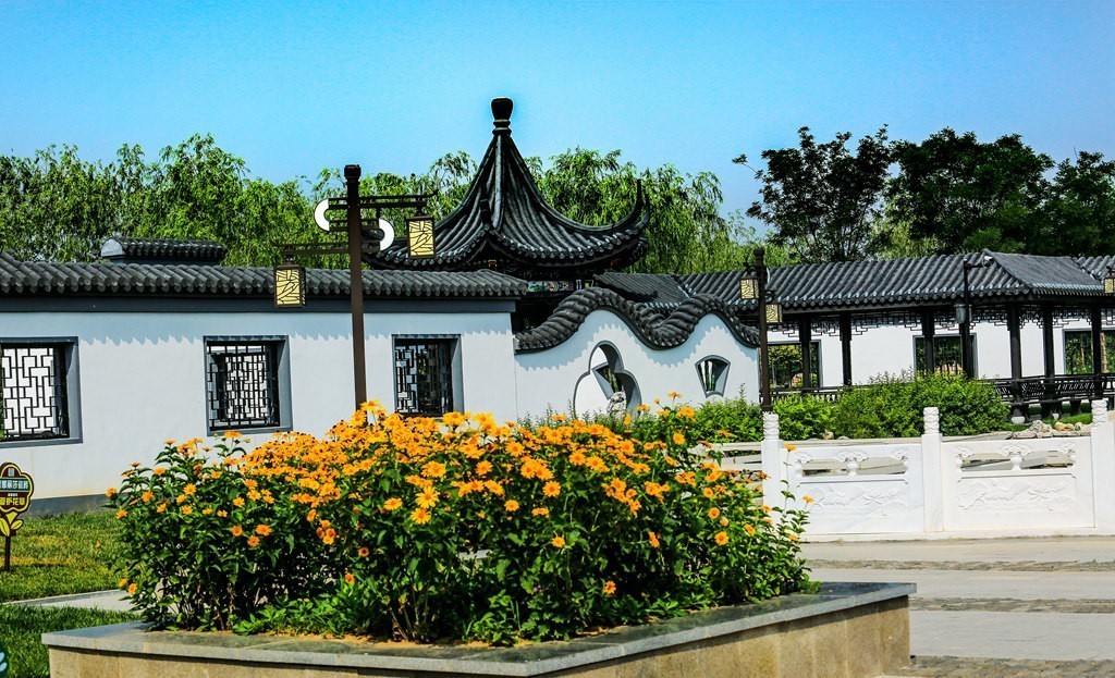 桑干河畔的园林建筑-------丁玲写作的地方