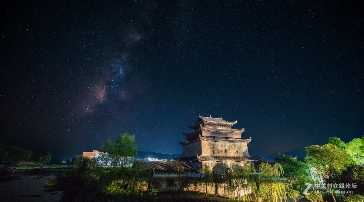 上  甘  棠  的  星  空