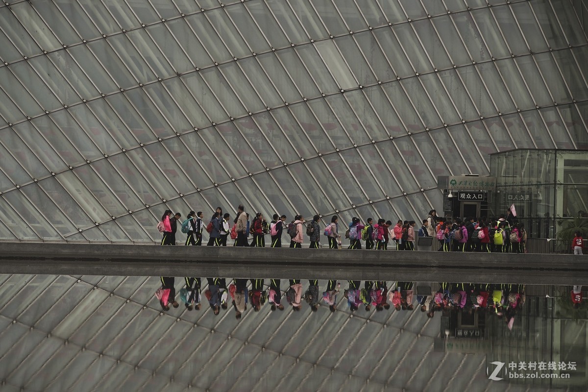 试花520元入手的奥林巴斯40-150mm头。