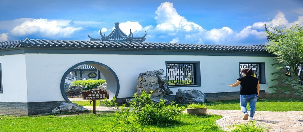 桑干河畔的园林建筑-------丁玲写作的地方