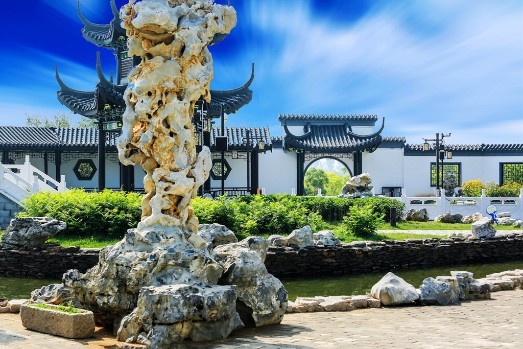 桑干河畔的园林建筑-------丁玲写作的地方