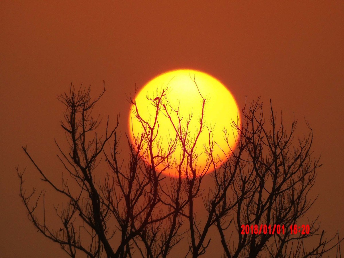 【AZ901】2018年第一个落日和圆月
