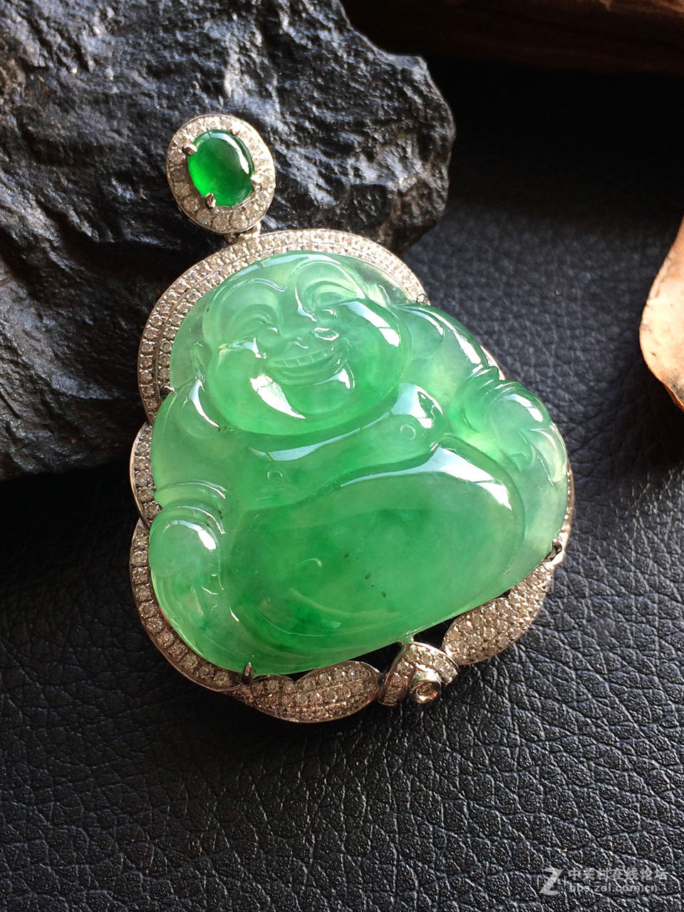 苹果5S 20151018- 翡翠笑佛（裸拍）