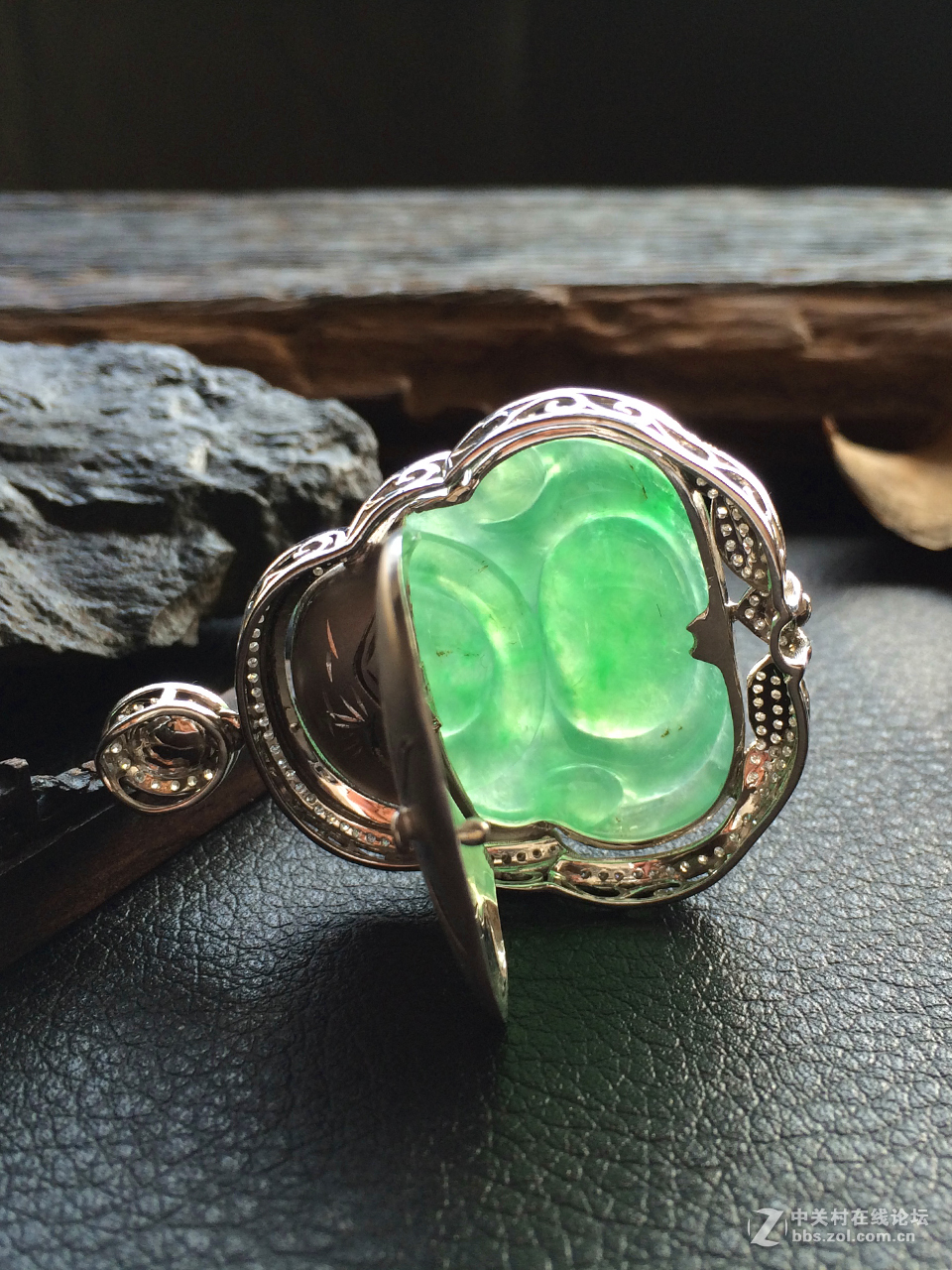 苹果5S 20151018- 翡翠笑佛（裸拍）