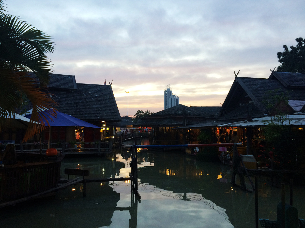 芭堤雅水上市场/杜拉拉升职记拍摄场景